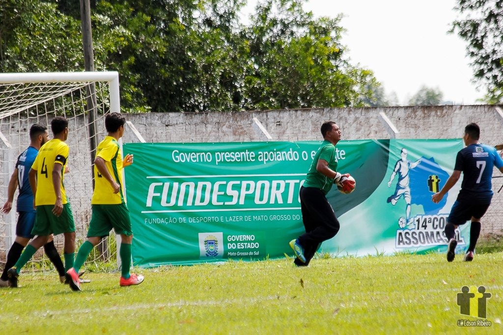 Ribas do Rio Pardo e Bandeirantes serão as sedes da Copa Assomasul no fim de semana Lance da Copa Assomasul do ano passado em Ribas (Foto: Edson Ribeiro)