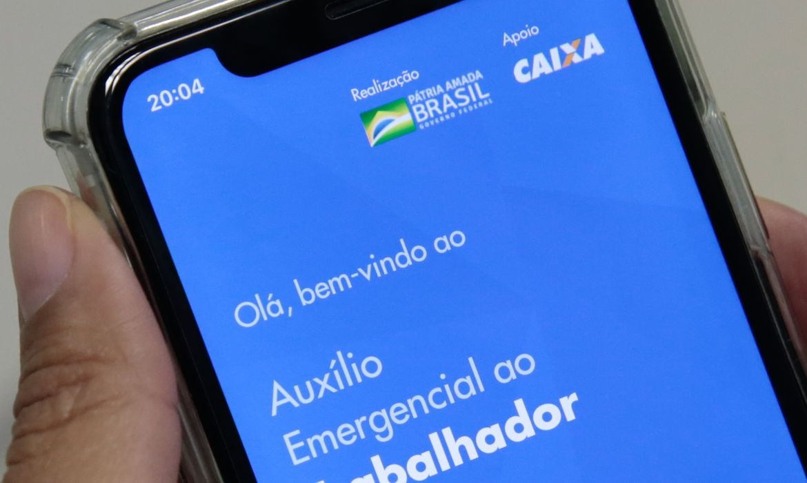 Mais 4,9 milhões receberão 1ª parcela do auxílio nos dias 16 e 17 EBC