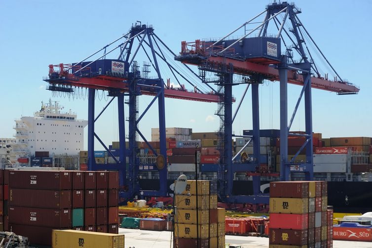 Em 20 anos, Brasil conquistou 50 mercados e passou a exportar o que comprava fora, como trigo - Arquivo/Agência Brasil