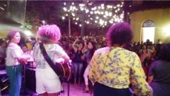 Quatro noites seguidas de samba e matinê para as crianças na Morada dos Baís