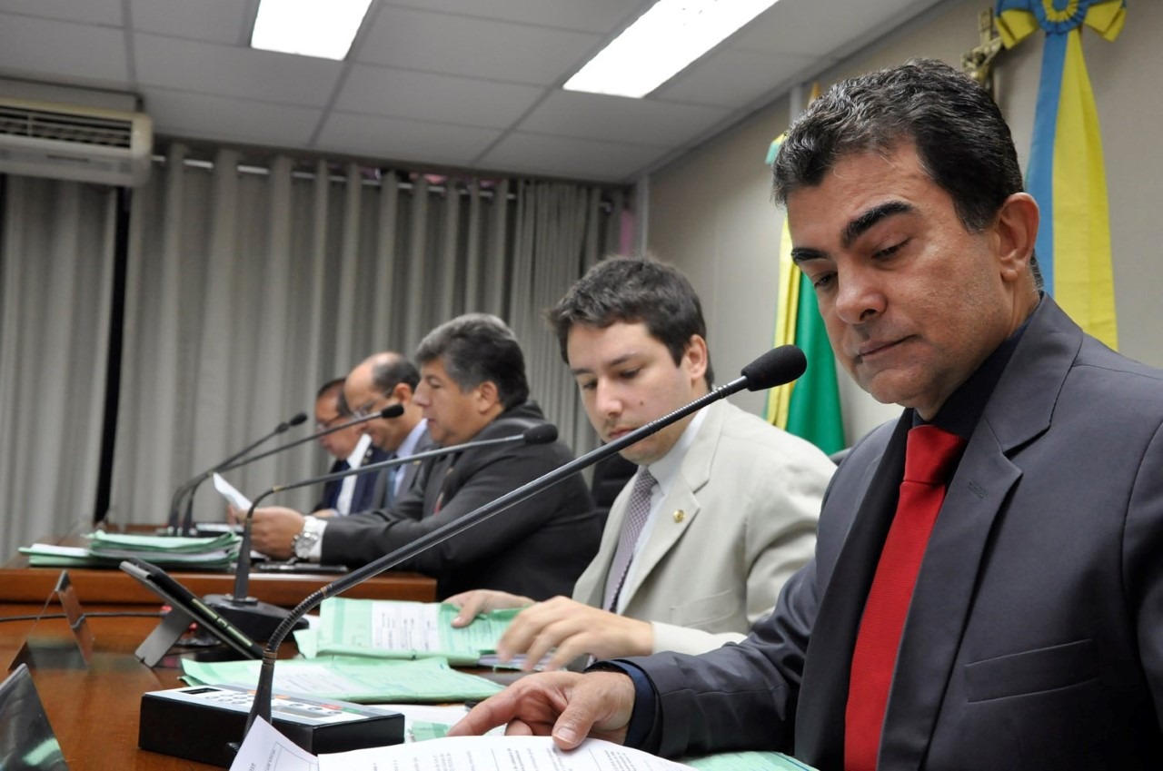 Deputados aprovam imunidade tributária aos hospitais e unidades de saúde Projeto tem como o autor o deputado Marçal Filho