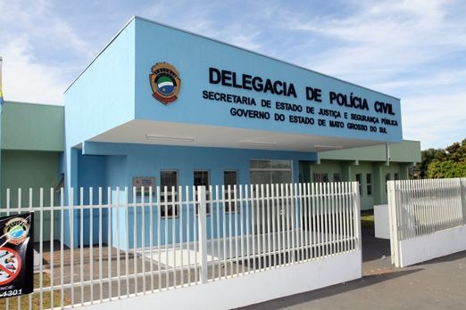 Suspeito de assalto morre em cela de delegacia em Jardim O suspeito foi medicado e liberado pelo hospital, mas acabou morrendo em cela da delegacia.
