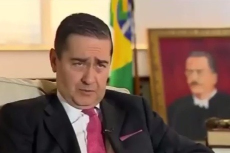 Thompson disse que Moro fez análise minuciosa das provas
Reprodução TRF-4