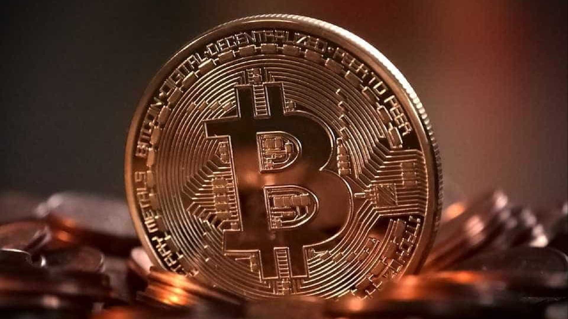 Analistas preveem queda drástica do bitcoin Analistas preveem queda drástica do bitcoin