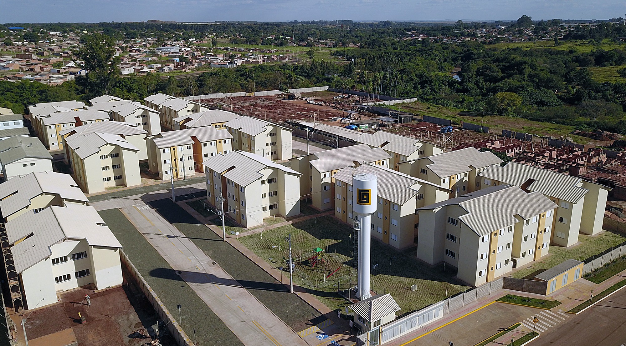Reinaldo Azambuja entrega 420 apartamentos em Campo Grande e Dourados nesta segunda-feira Reinaldo Azambuja entrega 420 apartamentos em Campo Grande e Dourados nesta segunda-feira