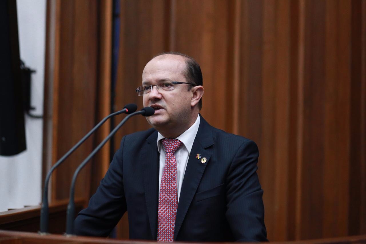 Deputado demonstra indignação sobre estrutura na eleição de conselheiro tutelar no interior Divulgação
