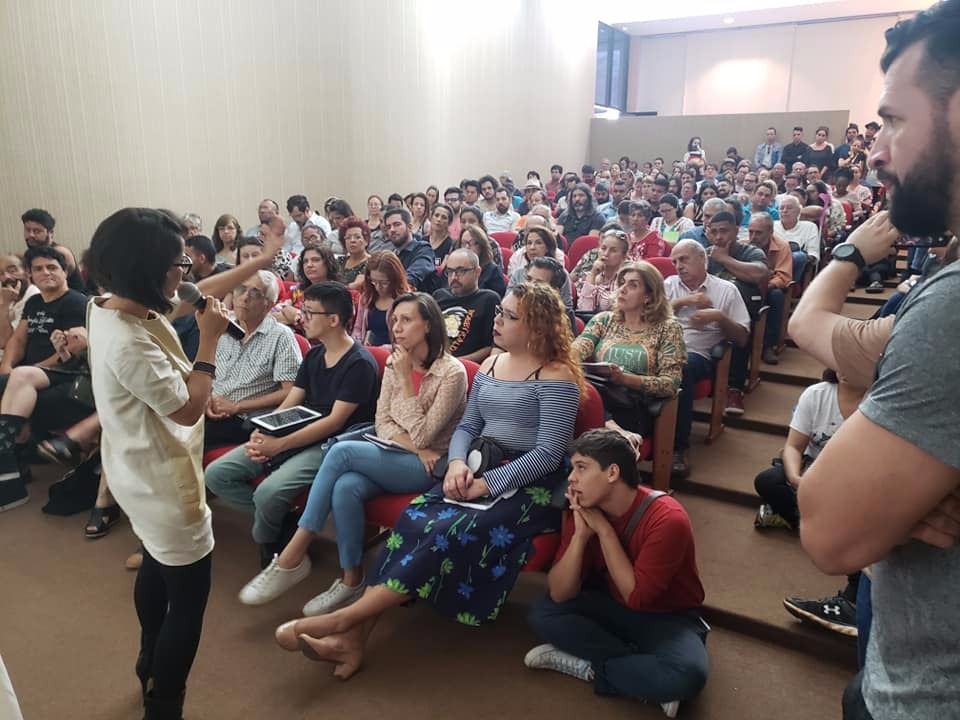 Reunião para esclarecimento dos editais de fomento a cultura é feita com classe artística Divulgação
