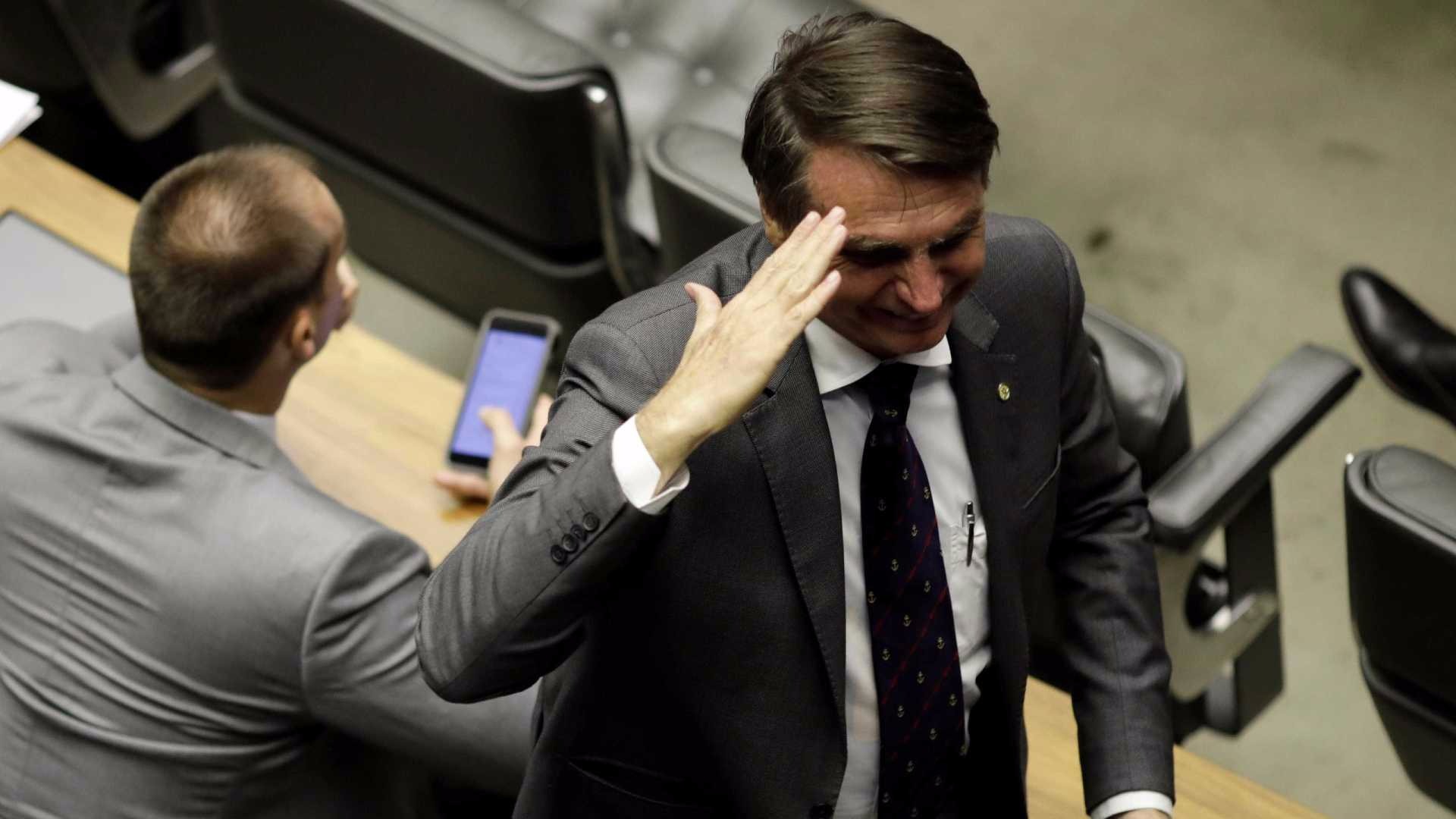 Deputados querem acompanhar Bolsonaro na troca de partido