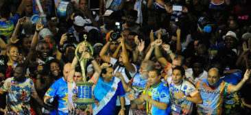 Beija-Flor ganha o carnaval do Rio com um enredo sobre a Guiné Equatorial