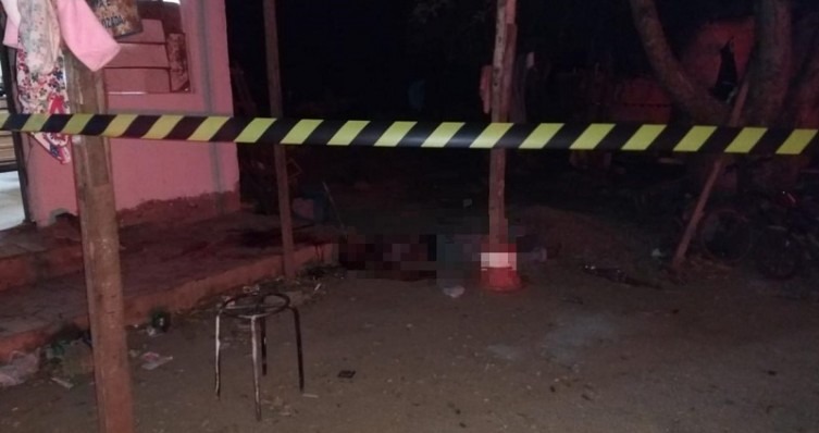 Durante bebedeira, homem é morto a golpes de enxada Divulgação