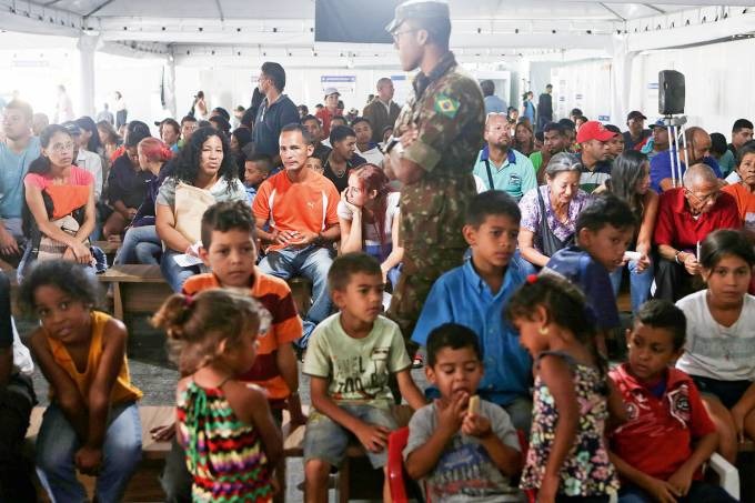 Brasil acolhe menos de 0,58% dos que fogem de seus países Centro de atendimento em Roraima: país abriga apenas 2% dos venezuelanos que migraram para os países vizinhos. Nilton Fukuda/Estadão Conteúdo