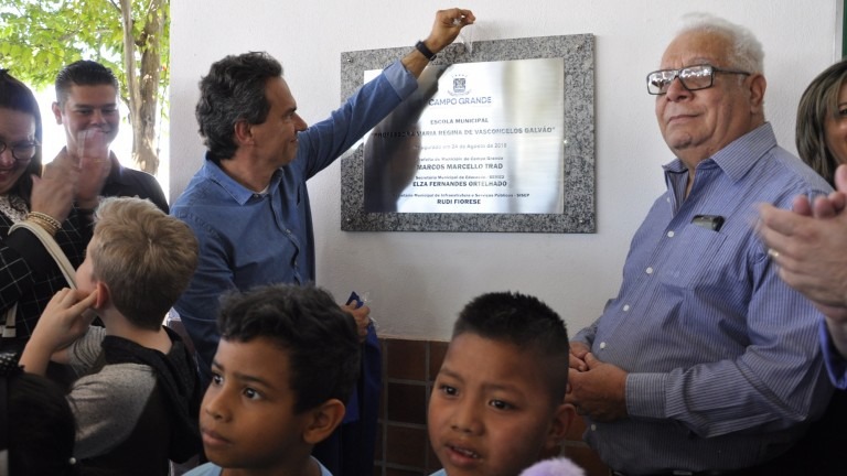 Comunidade destaca qualidade do ensino e projetos que contemplam 400 alunos Comunidade destaca qualidade do ensino e projetos que contemplam 400 alunos