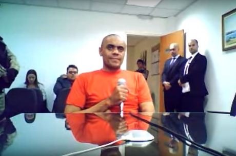 Adélio sofre de transtorno mental delirante persistente
Reprodução Youtube