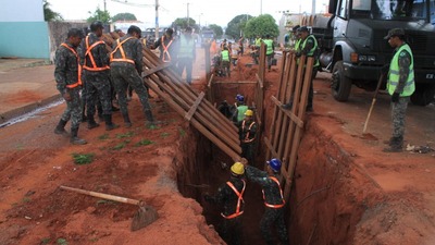 Exército retoma obras de drenagem e recapeamento no corredor sudoeste