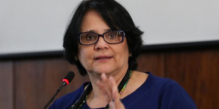 Damares diz que violência sexual é principal preocupação do ministério Damares diz que violência sexual é principal preocupação do ministério
