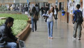 Sisu: prazo para matrícula termina hoje O Sisu seleciona candidatos às vagas em universidades federais e institutos federais de Educação, Ciência e Tecnologia com base na nota do Enem - UnB