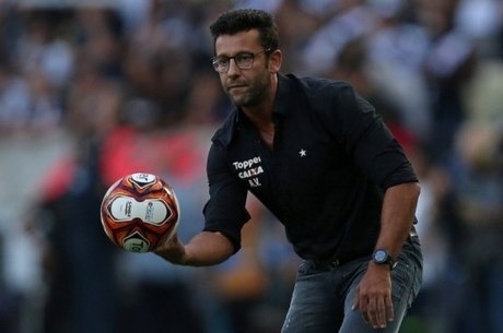 Valentim foi campeão carioca pelo Botafogo em 2018
Lance
