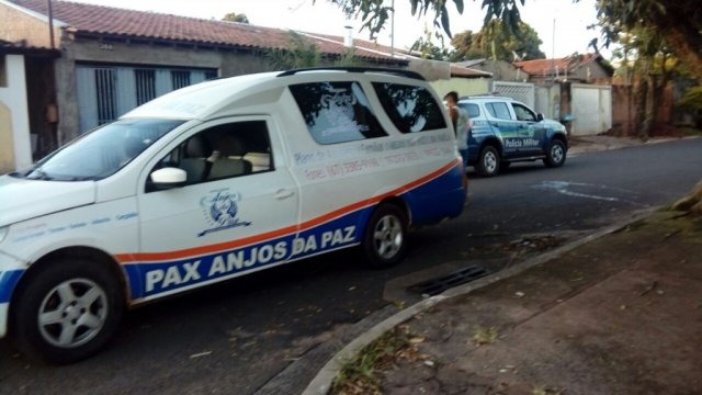 Funerária no local onde ocorreu o assassinato de Darley.