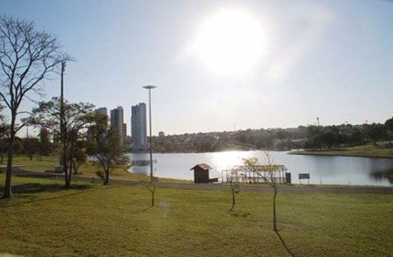 Dia das Crianças e Nossa Senhora com temperatura chegando próximo aos 40ºC Dia das Crianças e Nossa Senhora com temperatura chegando próximo aos 40ºC