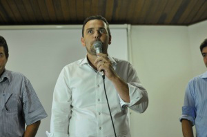 Presidente da Assomasul, Juvenal Neto, diz que prefeitos reclamam do aumento de despesas e quedas de impostos (Foto: Alcides Neto - Campo Grande News)