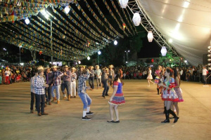 Prefeitura define os últimos detalhes para a 39ª Festa Junina Foto: Arquivo/Assecom
39ª Festa Junina de Dourados começa nesta quinta, 23, com várias atrações artísticas