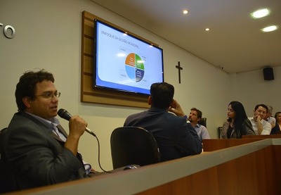 Prefeitura precisará de mais dois anos para equilibrar finanças Audiência na Câmara Municipal - Foto: Paulo Ribas / Correio do Estado