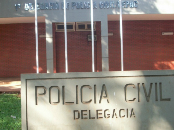 Índio é encontrado morto e mulher diz que ele pulou de moto em movimento O caso foi registrado na Delegacia de Pronto Atendimento Comunitário de Dourados como morte a esclarecer.