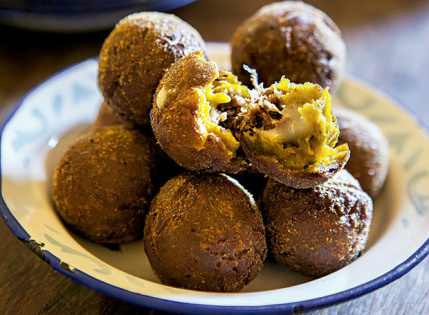 Bolinhos de abóbora com carne-seca (Foto: Lufe Gomes/Editora Globo)