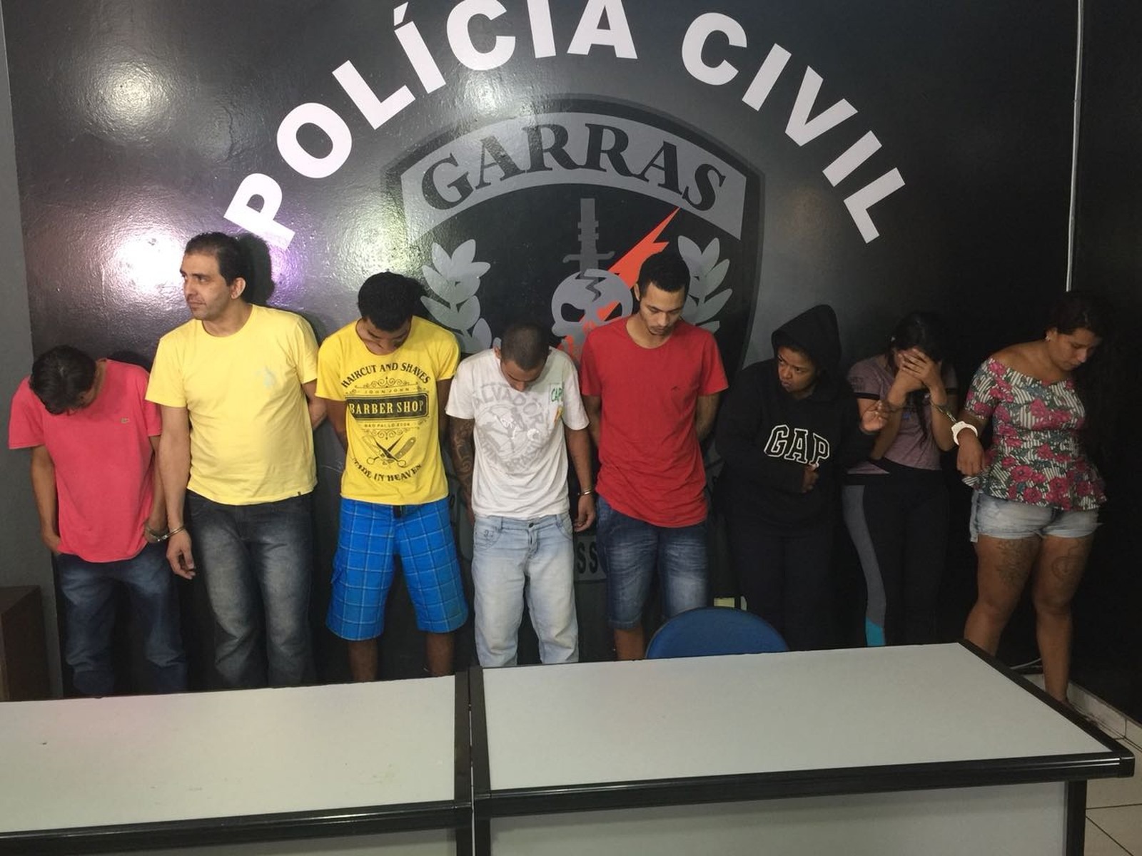 Polícia prende grupo suspeito de furtos a agências bancárias e Correios