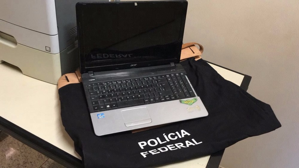 Advogado, estudante de direito e comerciante são presos por pedofilia Notebook apreendido pela PF em ação contra pedofilia em Mato Grosso do Sul (Foto: PF/ Divulgação)