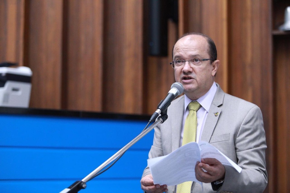 Barbosinha pede recursos para duplicar MS-376 entre Dourados e Fátima do Sul Barbosinha pede recursos para duplicar MS-376 entre Dourados e Fátima do Sul