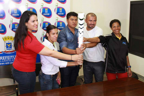 Emoção toma conta de condutores da Tocha Olímpica em Campo Grande Atletas indicados para conduzir a tocha olímpica
Foto:César Krüger