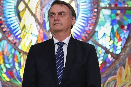 Também não tenho apego ao cargo, mas Moro não sai, diz Bolsonaro O presidente Bolsonaro, em evento no interior de SP
Marcos Corrêa/PR