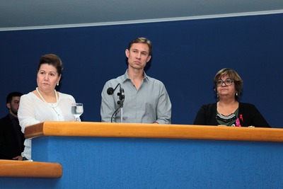 Entidades de classe da odontologia pedem apoio aos vereadores na Tribuna Entidades de classe da odontologia pedem apoio aos vereadores na Tribuna