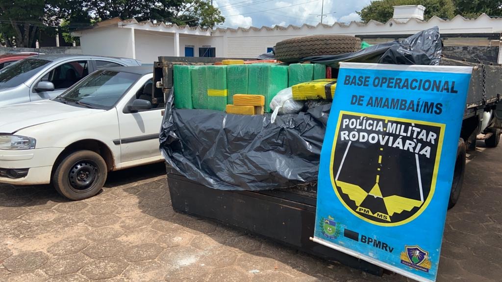 Polícia apreende três toneladas de maconha e prende cinco em MS