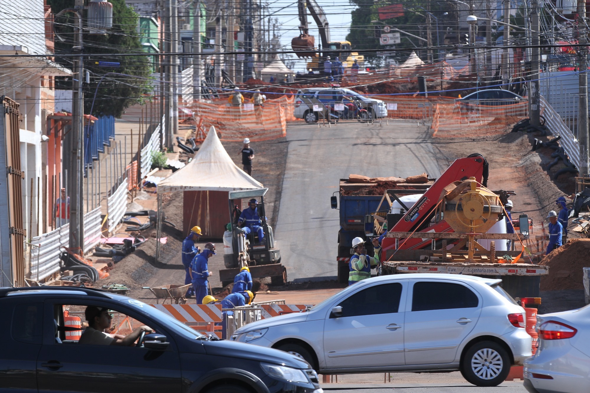 Prefeito Marquinhos Trad vistoria obras do Reviva Campo Grande