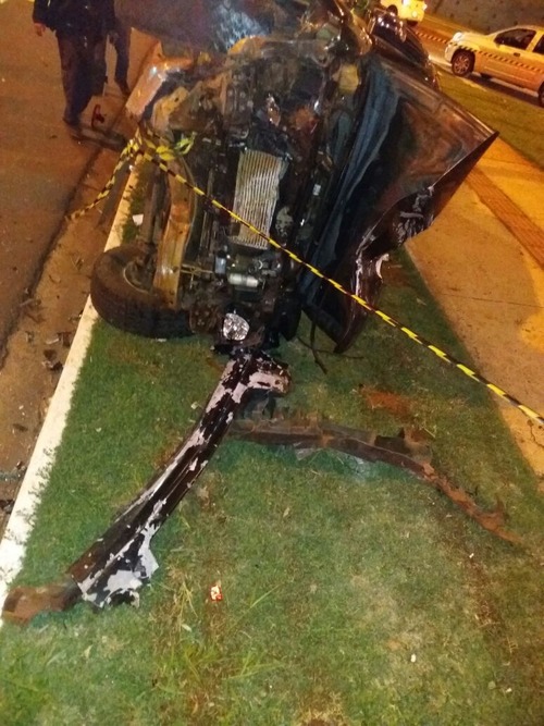 MP pede que estudante de Medicina seja levado a júri por morte de advogada Veículo ficou destruído após acidente. - Foto: Divulgação