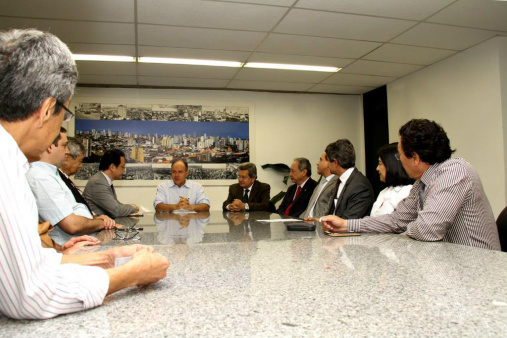 Cônsul do Japão realiza visita de cortesia à Assembleia Legislativa Parlamentares recebem o cônsul geral do Japão em São Paulo
Foto: Wagner Guimarães AL/MS