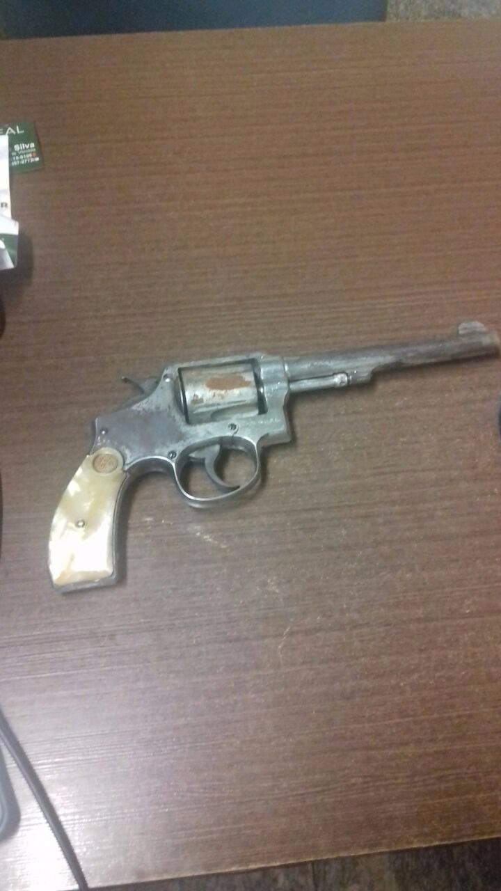 Arma utilizada na tentativa de suicídio.