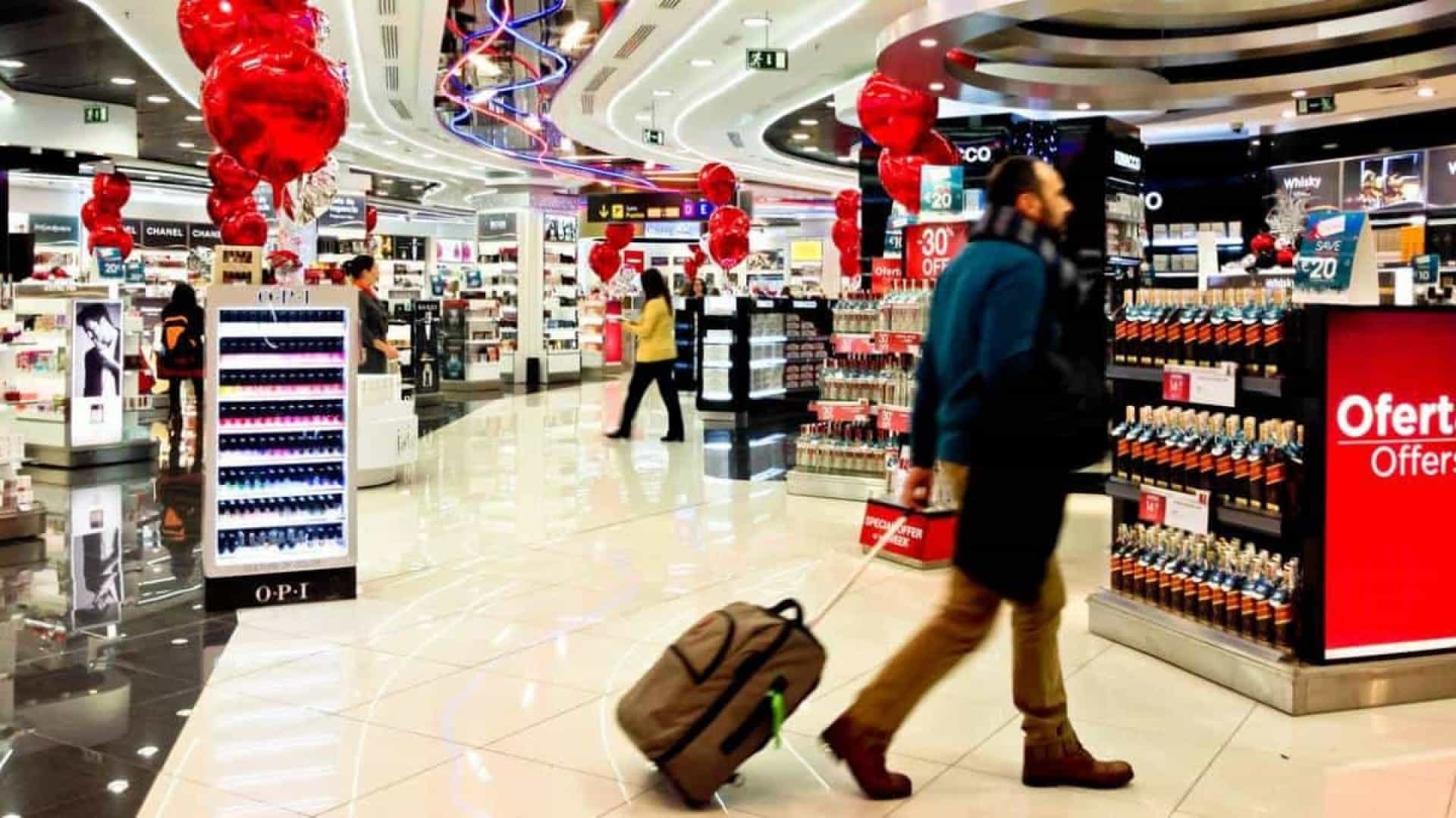 Nova cota para compras em free shops começa em 2020, diz presidente Nova cota para compras em free shops começa em 2020, diz presidente
