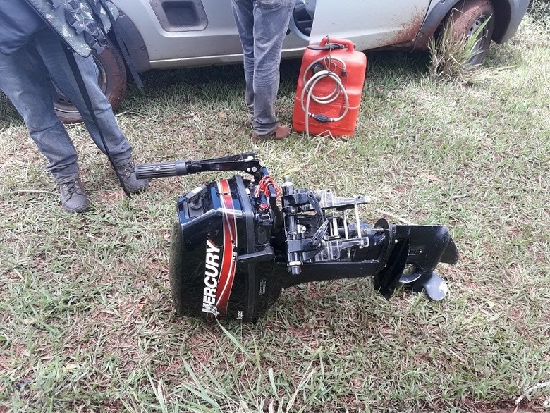 Homens são presos por praticar pesca em arrastão com rede