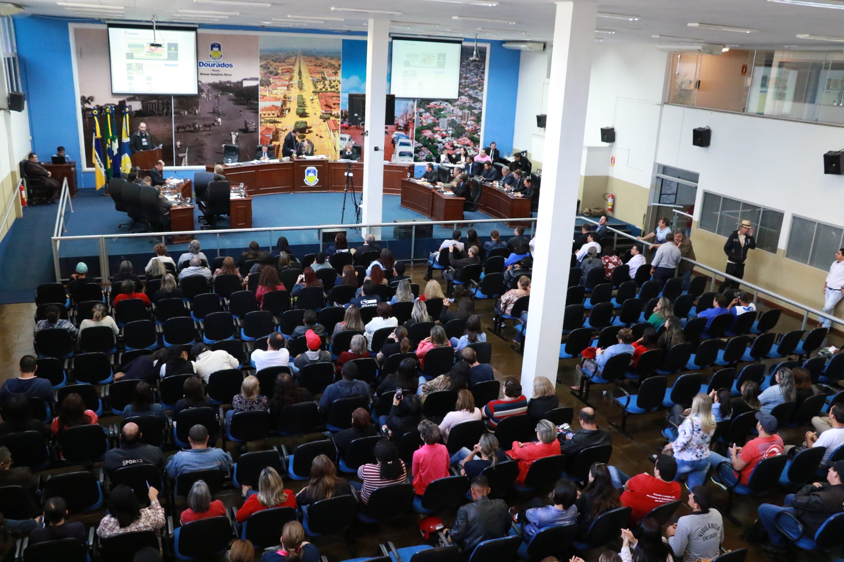 Câmara de Dourados requer moradias populares em distritos do município Câmara de Dourados requer moradias populares em distritos do município