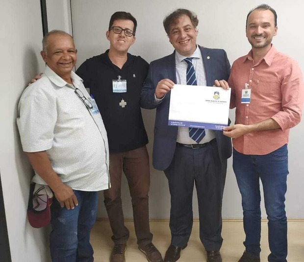 Junior Rodrigues solicita recursos a Neno Razuk para a construção da pista de caminhada no Parque das Nações II Junior Rodrigues solicita recursos a Neno Razuk para a construção da pista de caminhada no Parque das Nações II