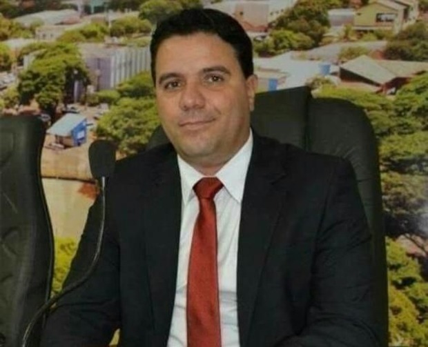 Reajuste dos salários dos professores de Caarapó chega a 6% incluindo 1% este mês Reajuste dos salários dos professores de Caarapó chega a 6% incluindo 1% este mês