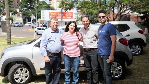 Morador do Coophasul ganha veículo novo no 3º sorteio do IPTU Dá Prêmios Morador do Coophasul ganha veículo novo no 3º sorteio do IPTU Dá Prêmios