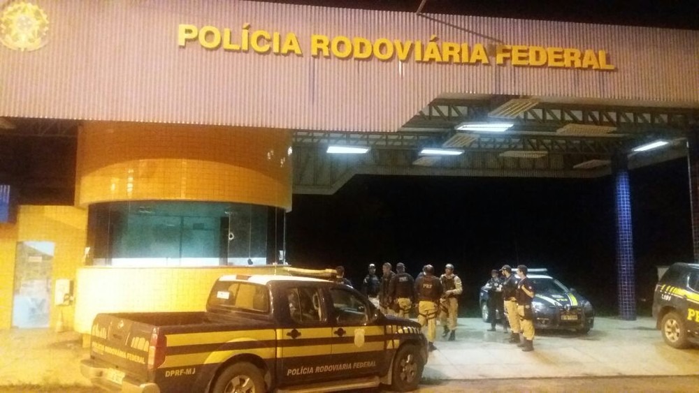 Criminosos atacaram a unidade operacional da Polícia Rodoviária Federal (PRF) em Açailândia (MA). (Foto: Divulgação/Polícia Rodoviária Federal)