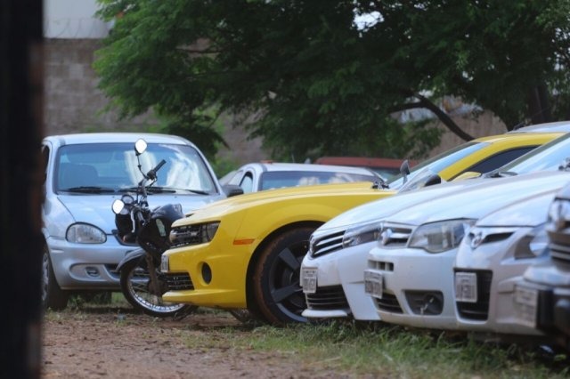 Operação prende 19 e apreende Camaro amarelo e 2 BMW Andre Bittar