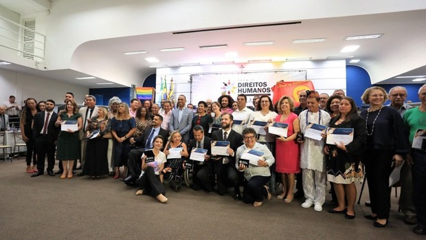 Prefeitura realiza 3ª edição do Prêmio Municipal dos Direitos Humanos Prefeitura realiza 3ª edição do Prêmio Municipal dos Direitos Humanos