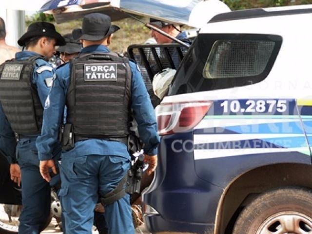 Polícia prende homem contratado para matar 3 e que feriu 1 em fazenda no interior (Foto: Anderson Gallo/ Diário Corumbaense)