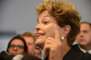 Após devolução de MP das Desonerações, Dilma assina projeto com o mesmo teor Foto Agência Brasil